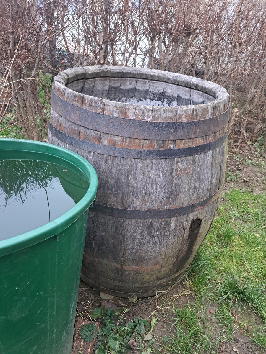 Prodám dřevěný sud na vodu - 2