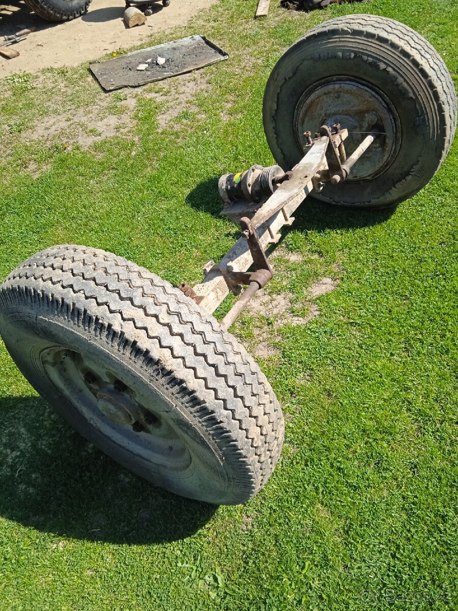 Brzděná náprava na přívěs - 2