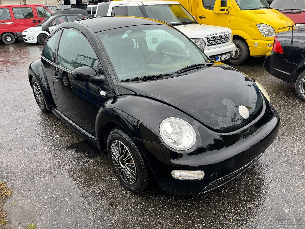 Volkswagen New Beatle 1.6i - 2