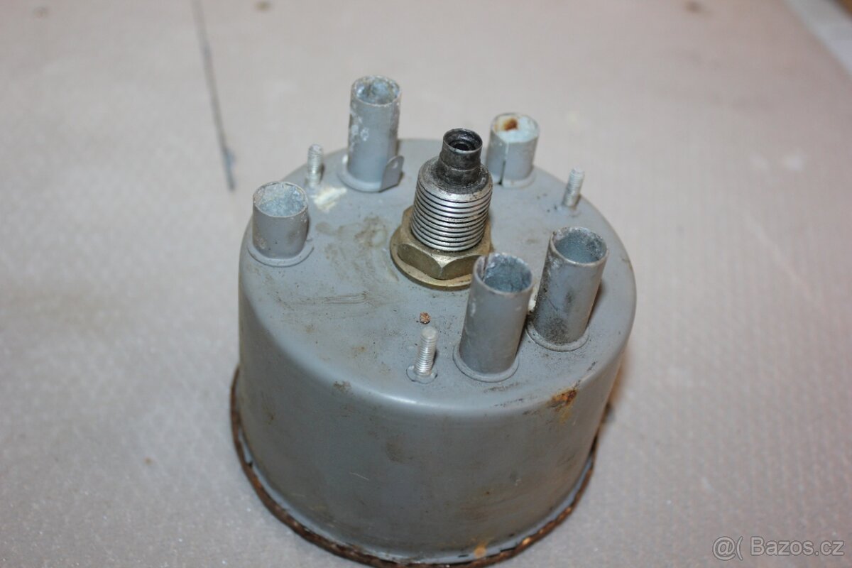 Tachometr Avia, Praga V3SM2 - 2