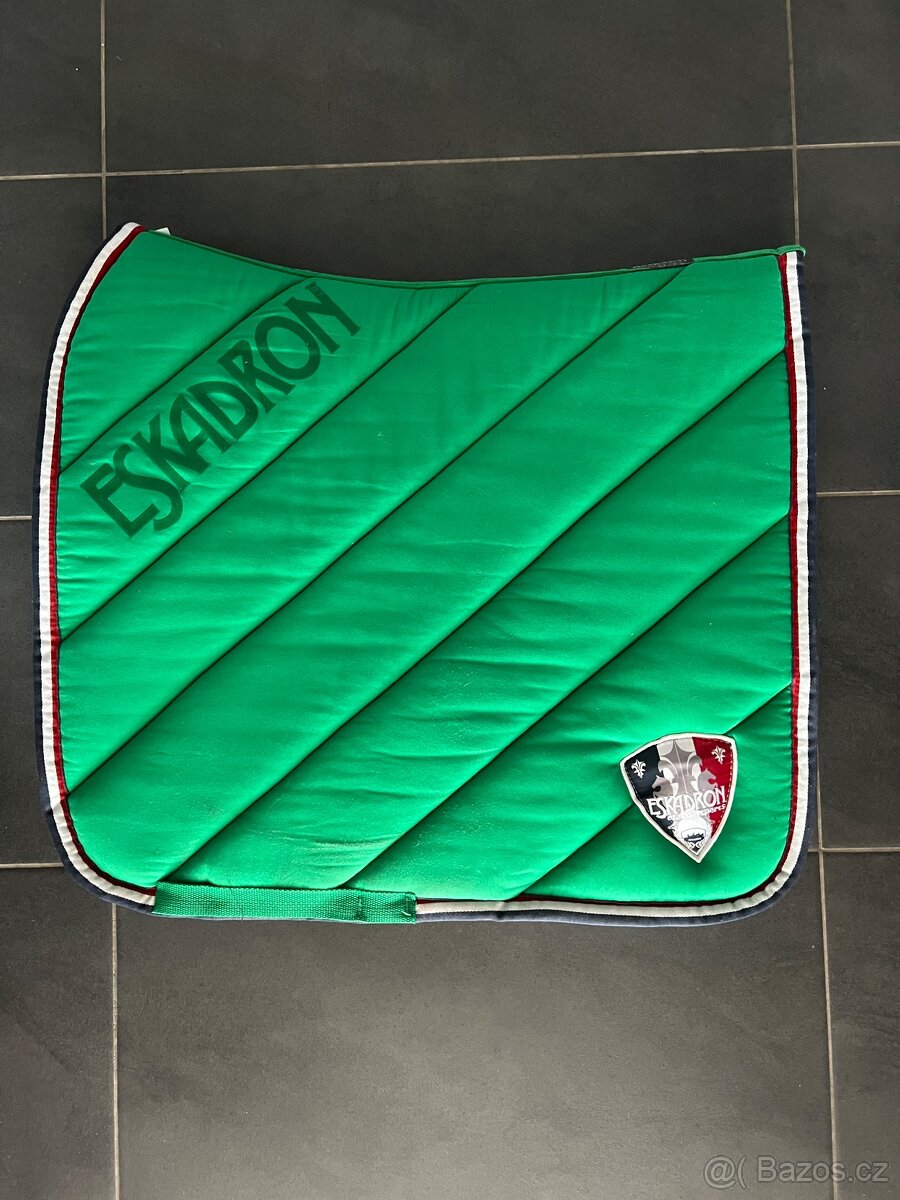 Eskadron podsedlové dečky - 2