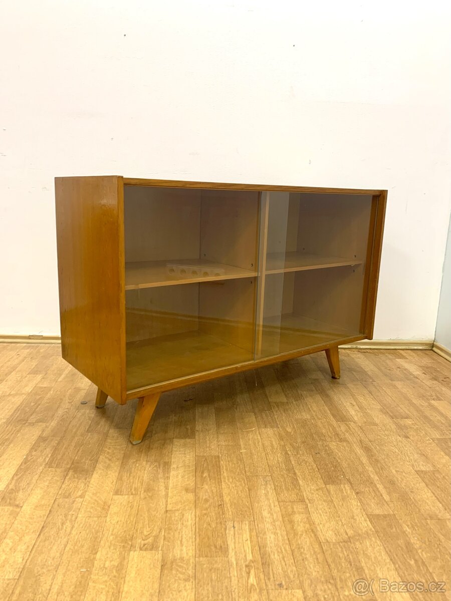 Retro komoda Jiří Jiroutek 60. léta - 2