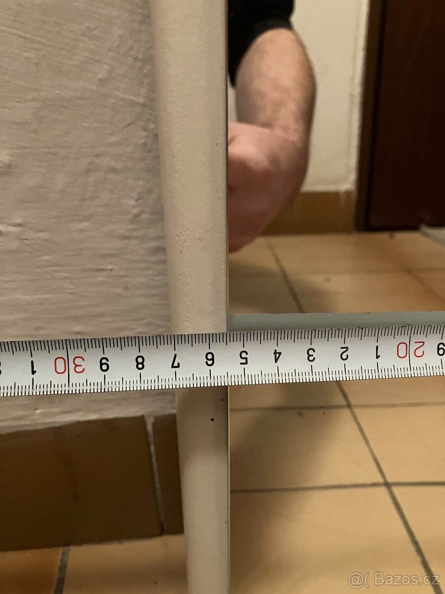 Zrcadlo s bílým rámem - 2