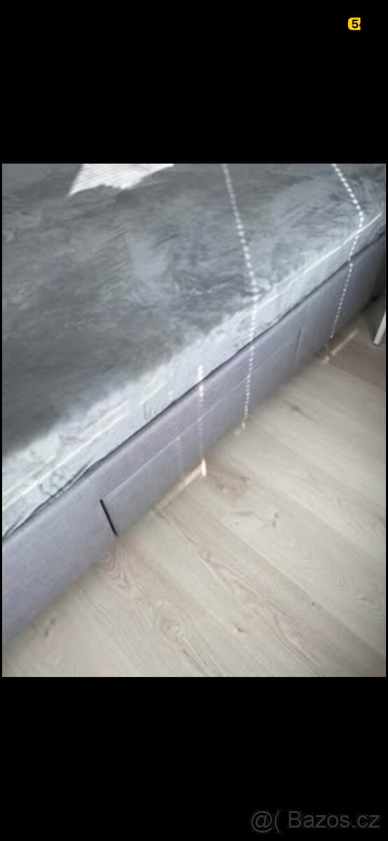 Čalouněná postel dvoulůžková - 2