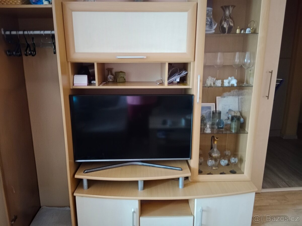 Obývací stěna - 2