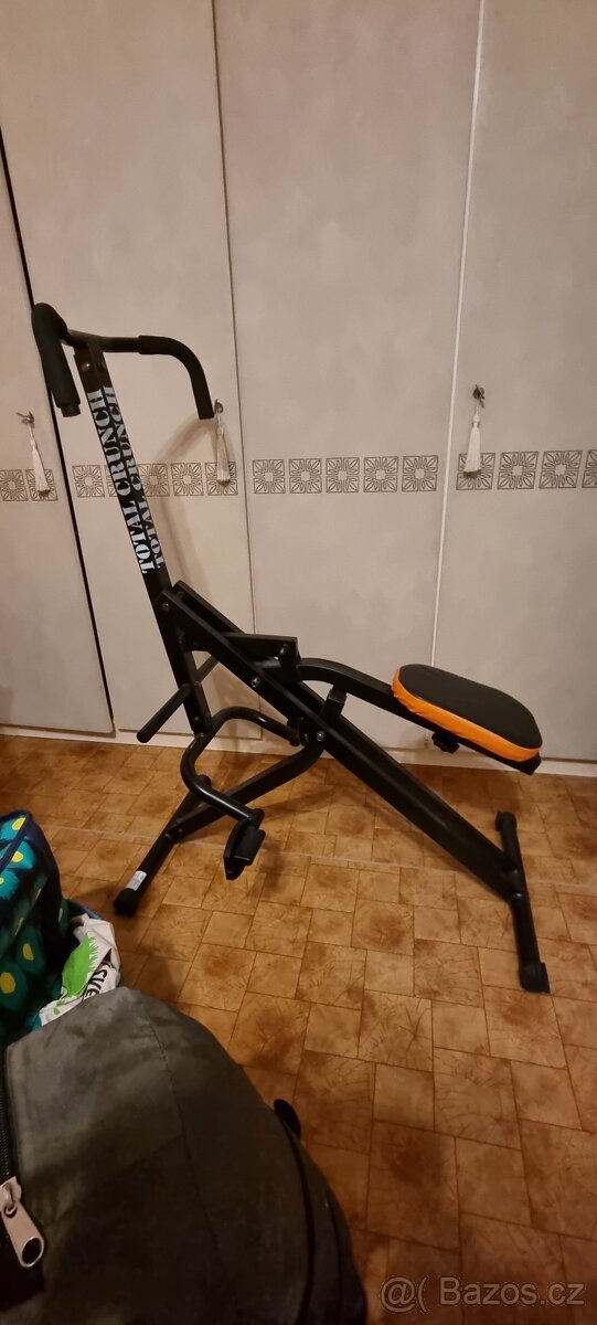 Posilovací stroj - 2