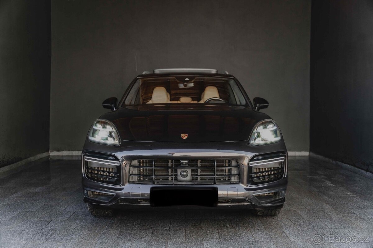 Porsche cayenne turbo - 2