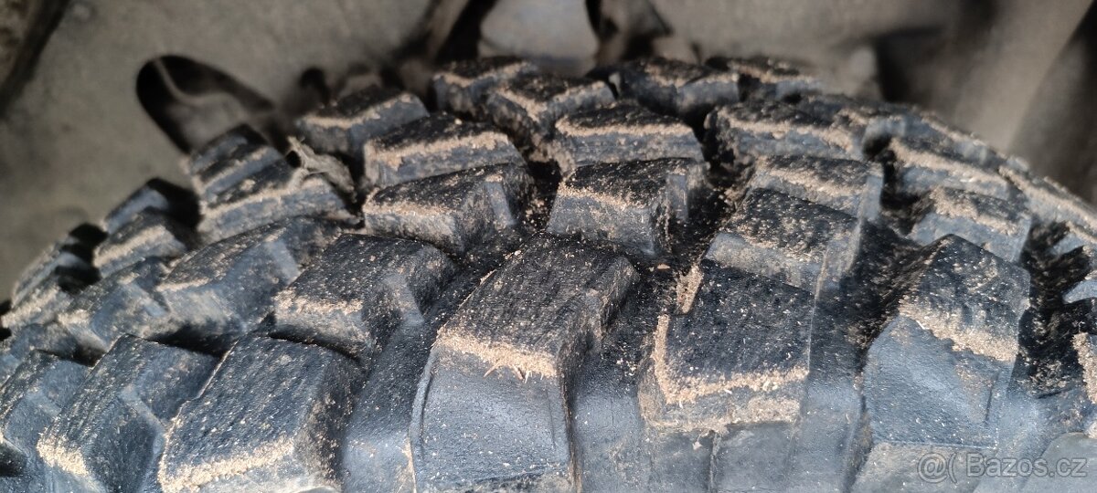 Nissan Terrano ll - 2