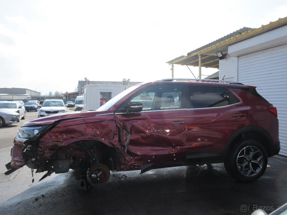 SsangYong Korando 1.5 Turbo e-XGI 163k Premium - 2