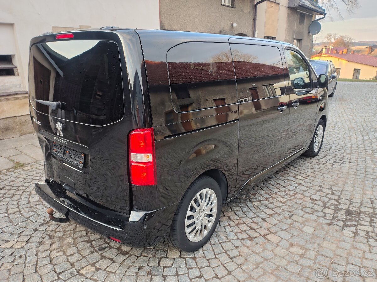 Peugeot Traveller - 2
