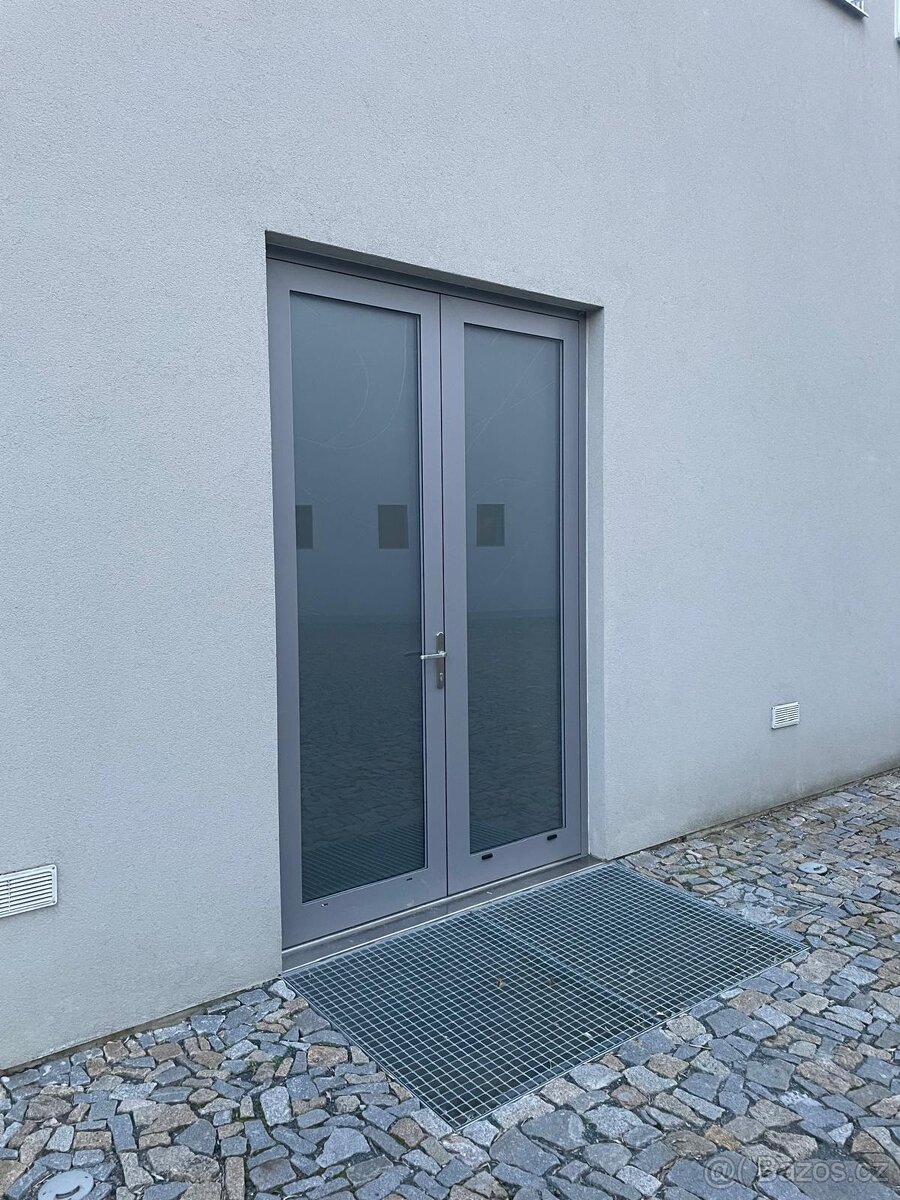 Hliníkové dveře/okno - 2