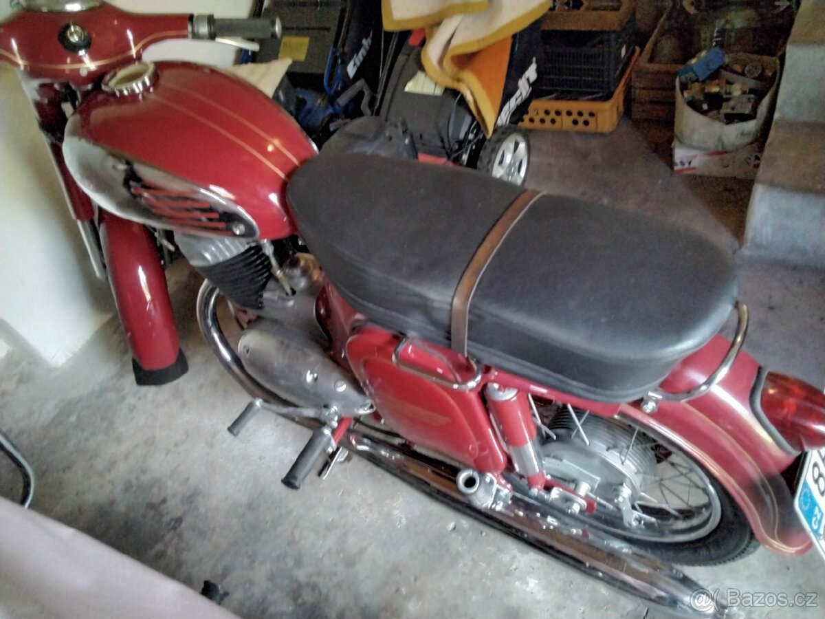 Jawa 250 559 - 2