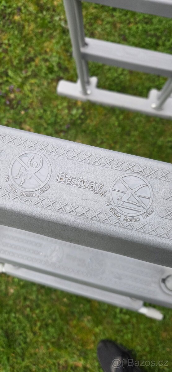 Bazénové schůdky Bestway - 2