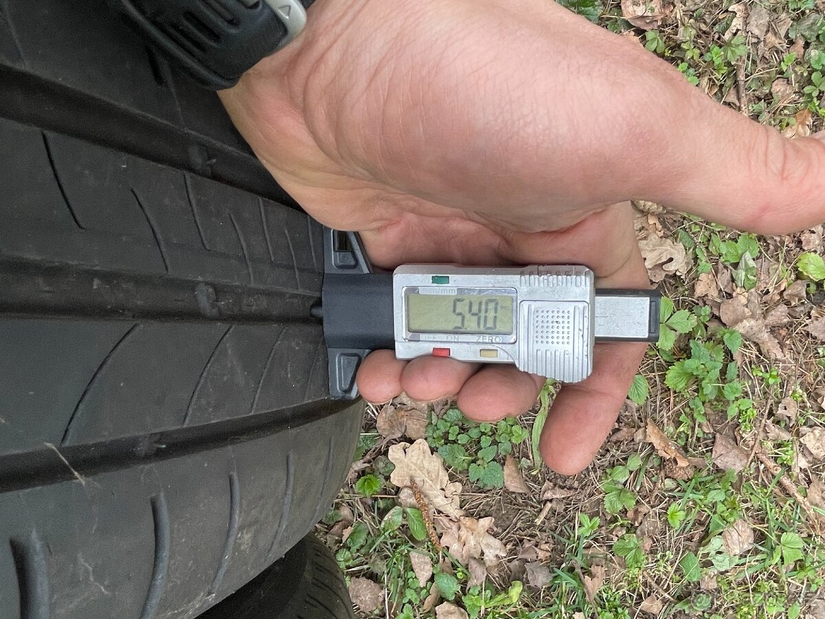 195/60/15 Michelin dvě letní pneu - 2