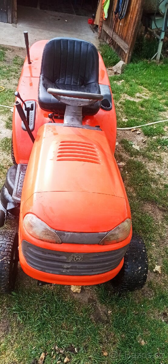 Zahradní traktor - 2