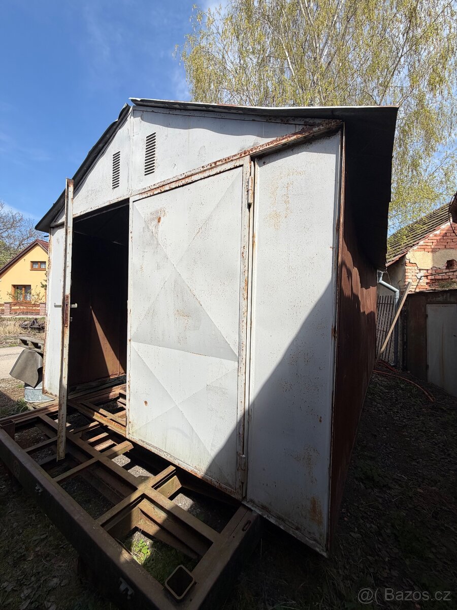 Plechová garáž - 2