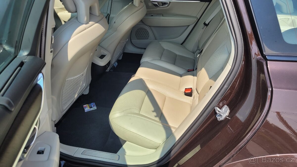 VOLVO V90 - 2