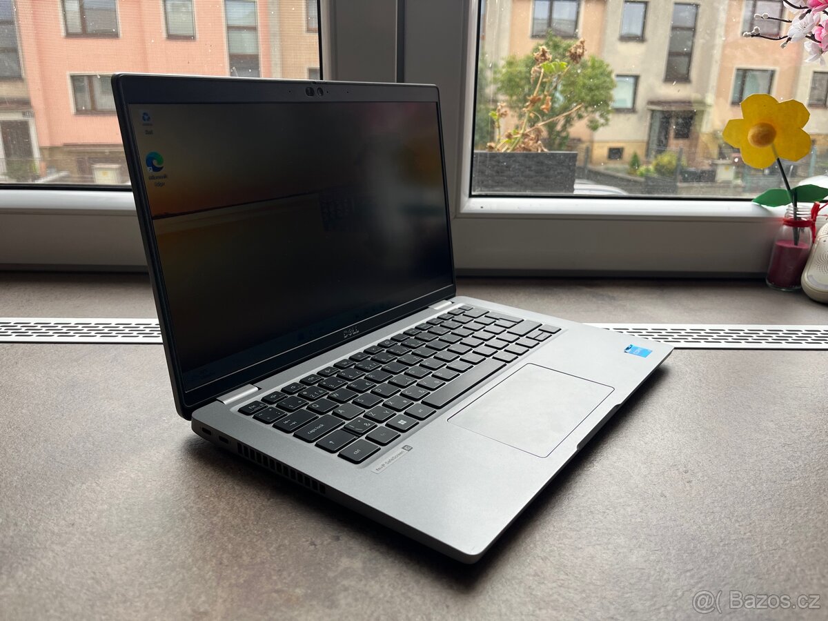Výkonný a dotykový notebook Dell Latitude 5430 - 2
