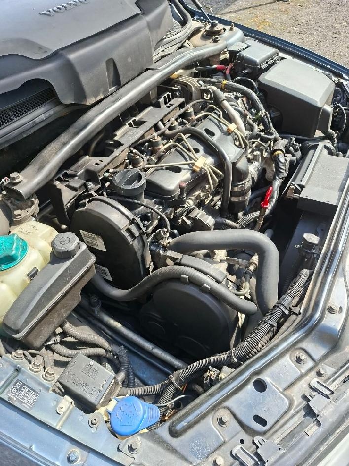 MOTOR VOLVO 2.4 D5244T - 2