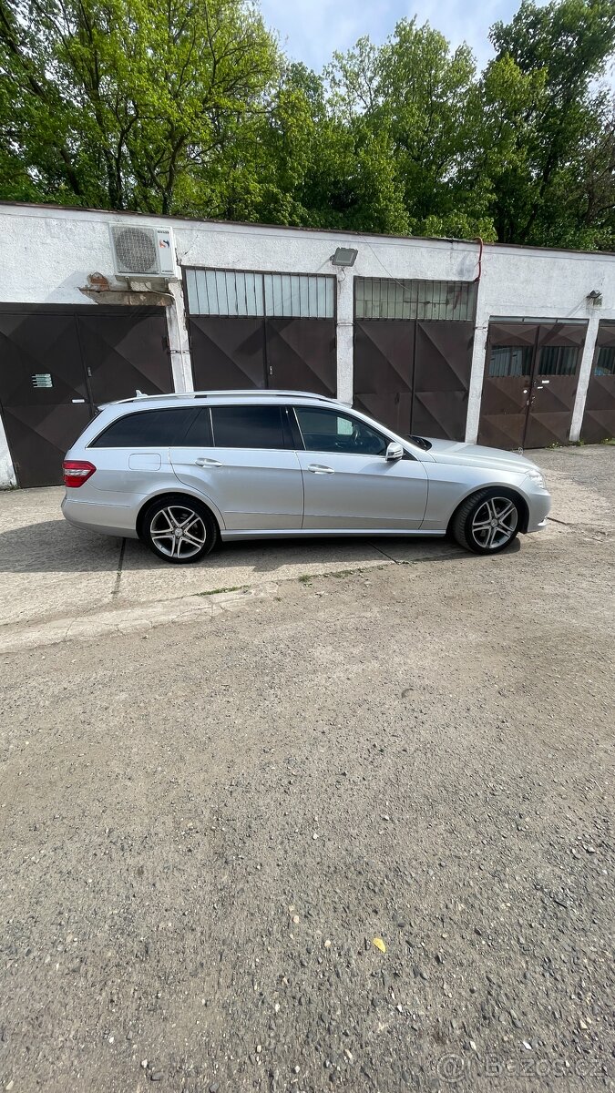 Mercedes Benz E W212 combi - 2