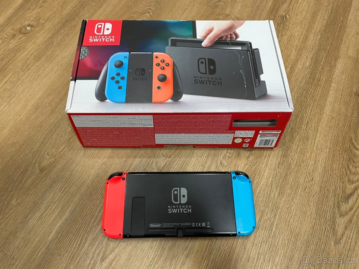 Nintendo Switch + hra - 2