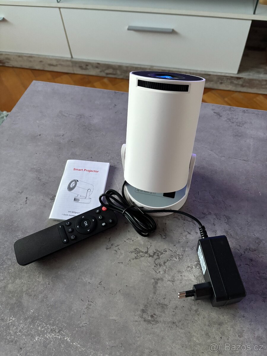 Projektor PRO 4K Android 11 bílý - 2