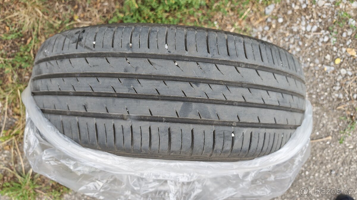 Pneu Kumho Ecowing ES31 205/55 R16 94V - 2