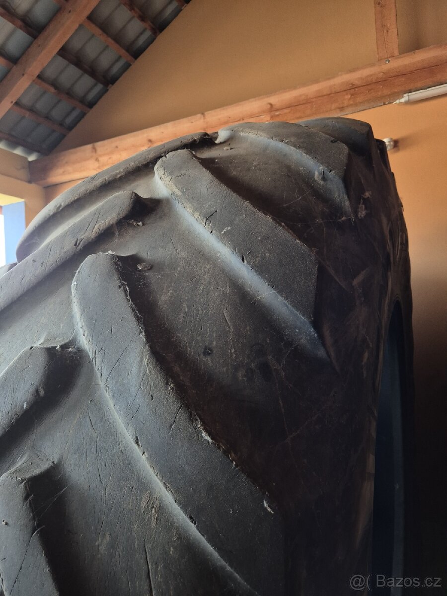 710/85 R38 178D Michelin Axiobib Ultraflex - 2