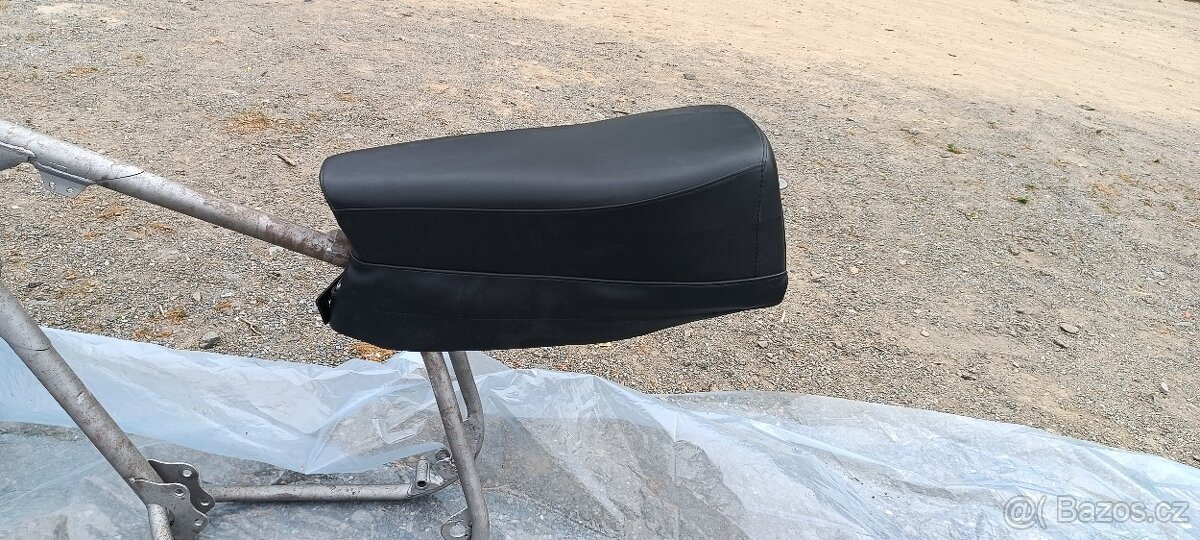ČZ MOTOKROS sedačka - 2