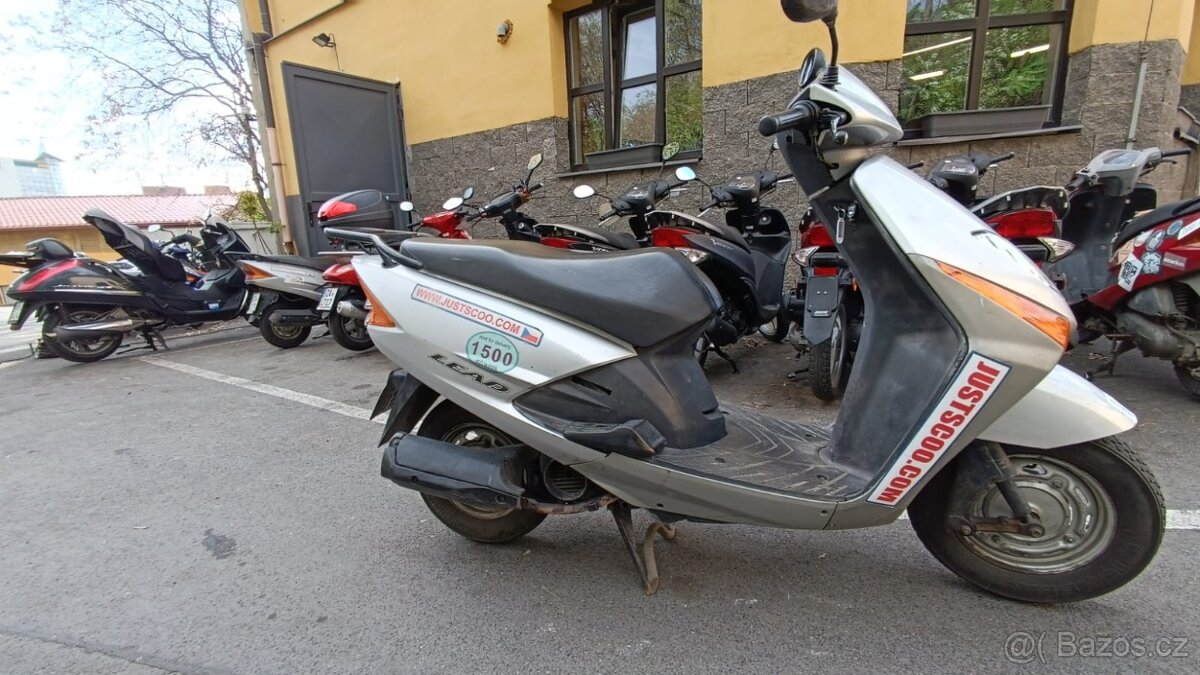 Rozvoz jídla na skútru Honda (Pronájem skútrů) - 2