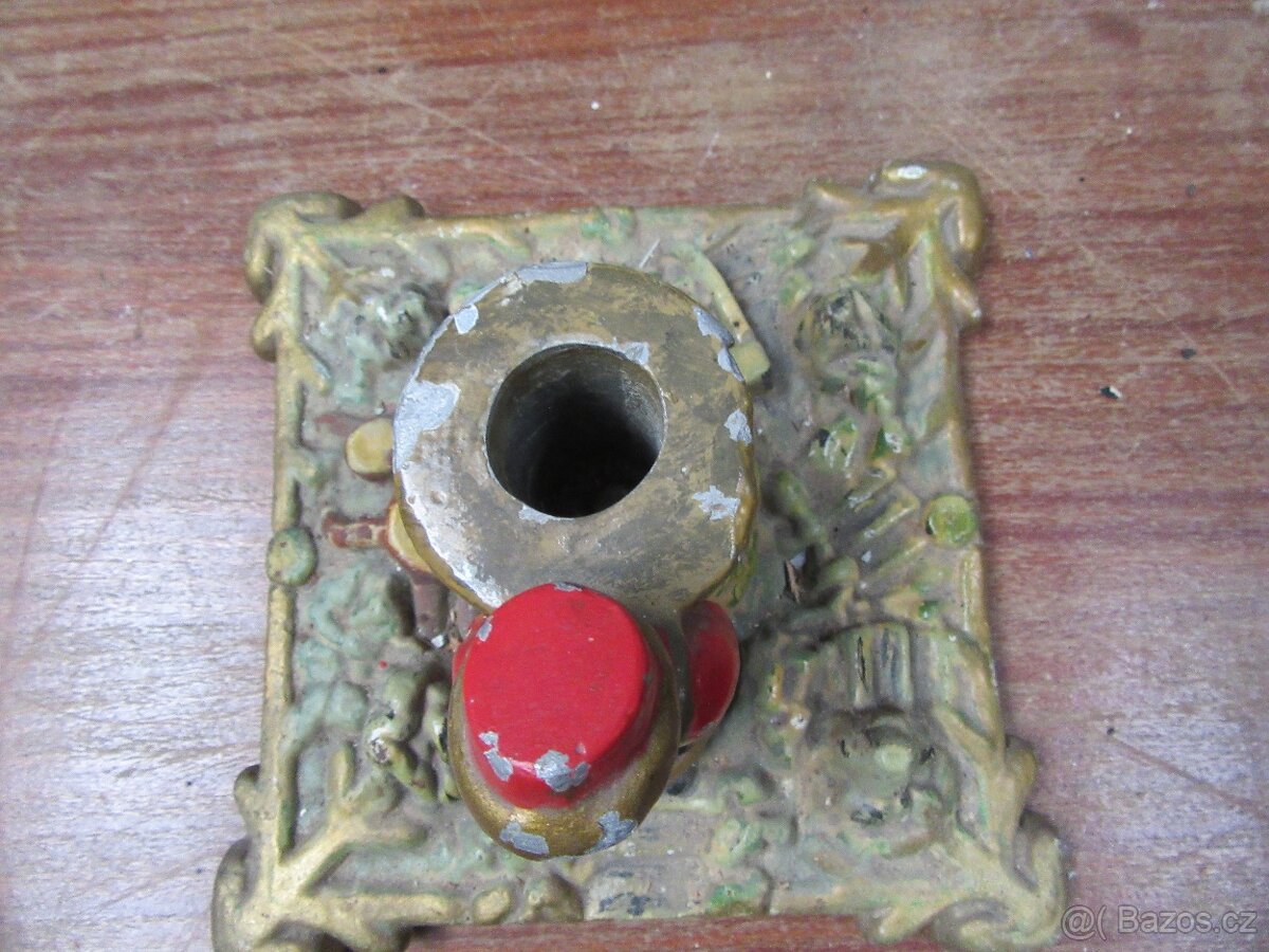 Nabízím starožitný litinový stojan na vánoční stromek. Nepra - 2