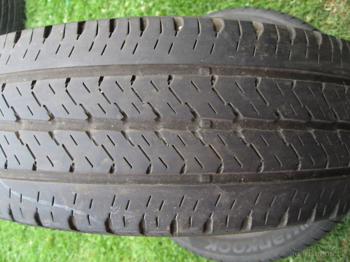 PRODÁM LETNÍ PNEU 215/70R15 C BARUM VANIS 3 109S 2x - 2