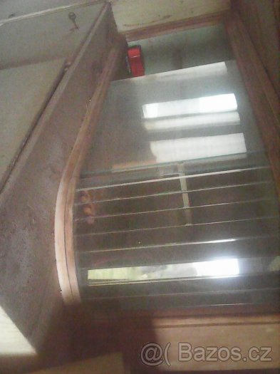 Starý kuchynský sekretář - 2