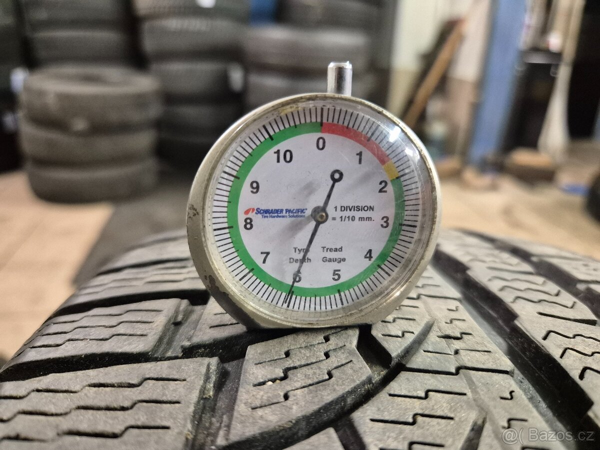 225/55 R17 NOKIAN (5mm) č.16087/b6 - 2