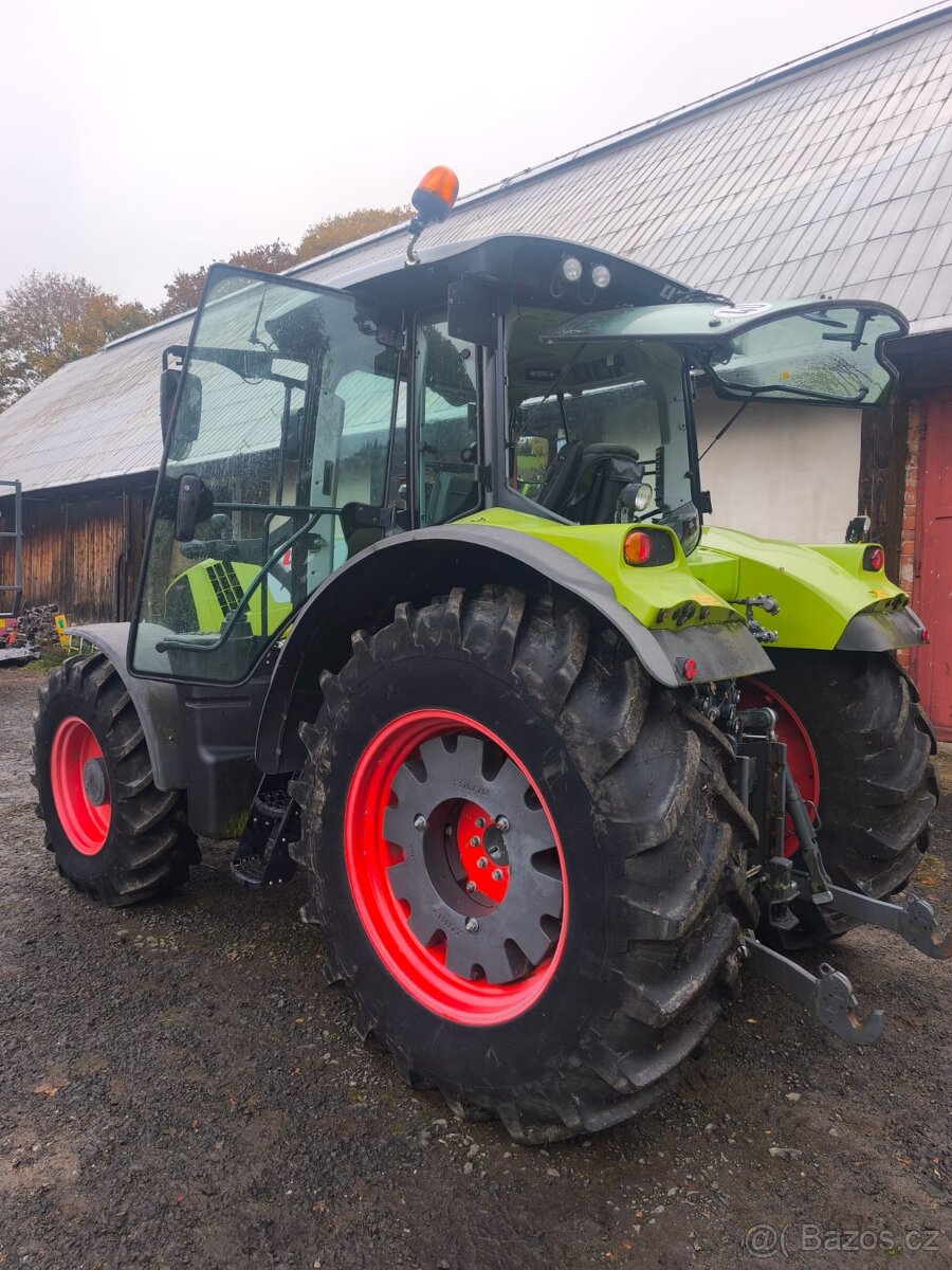 CLAAS ARION 620 - 2