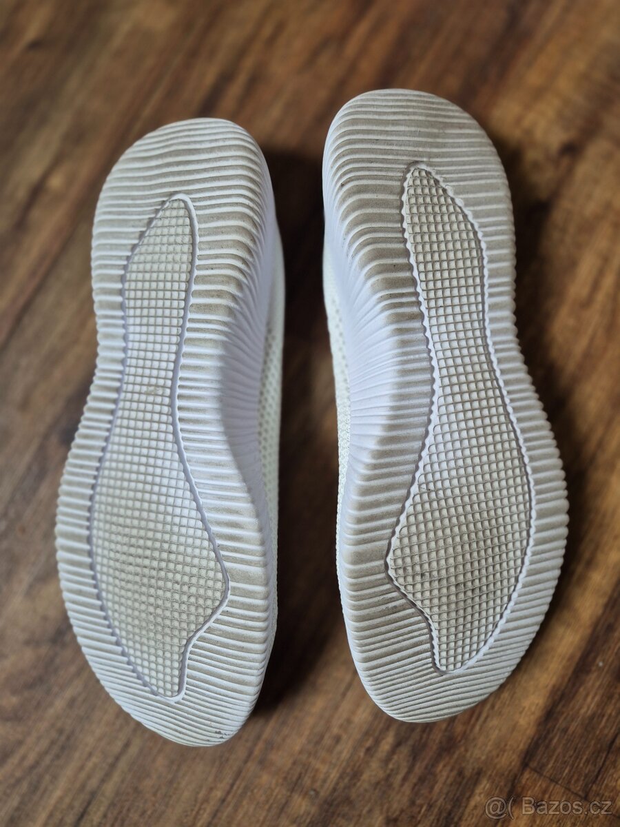 Bílé slip,on tenisky, vel. cca 41 - 2