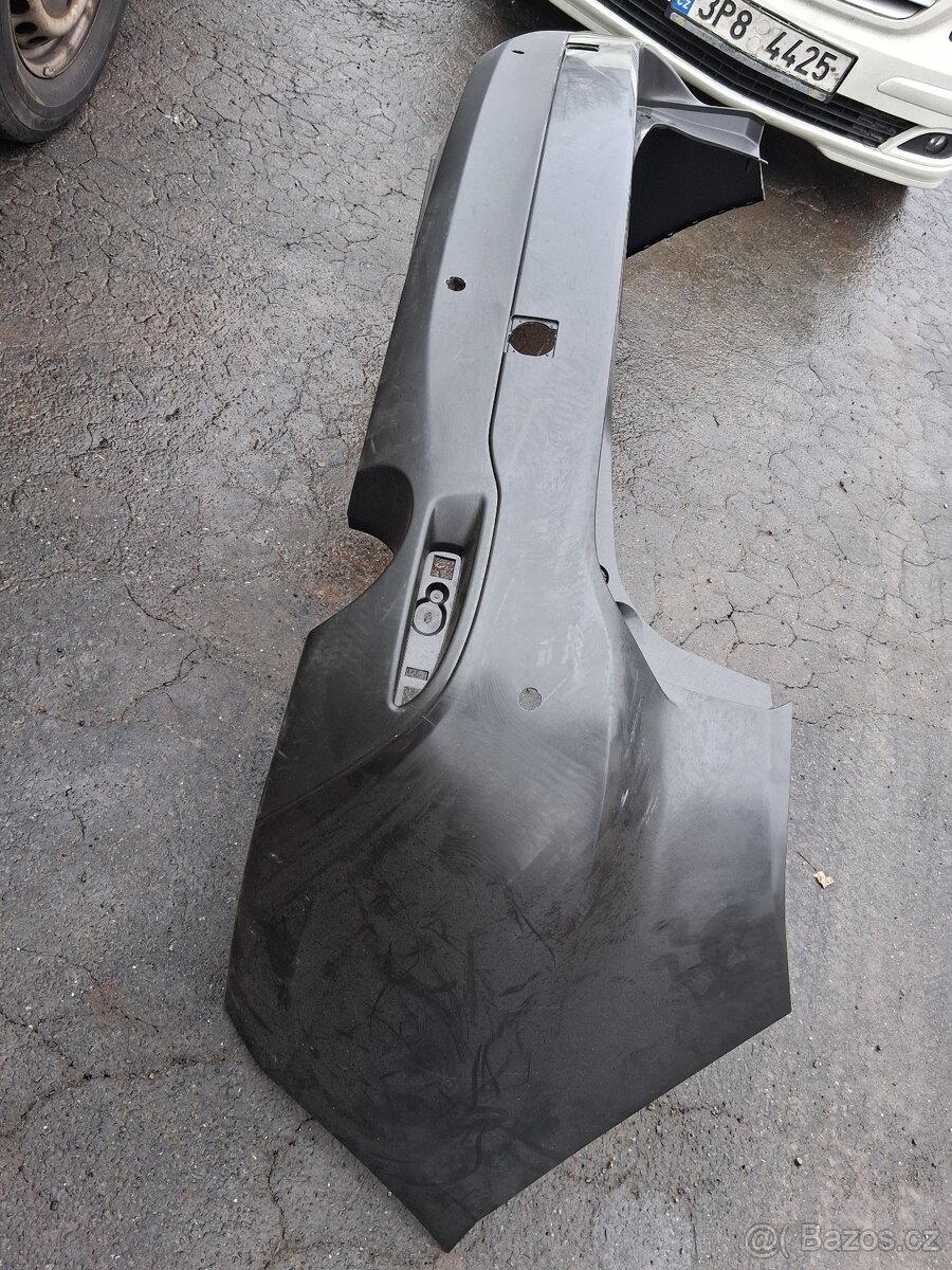 Mazda 6 combi zadni naraznik - 2