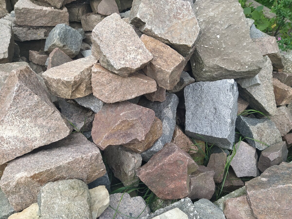 zulove kameny a kvadry - 2