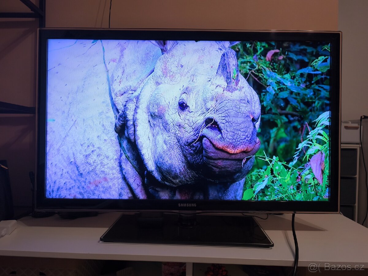 Televize 40" Samsung UE40ES6100 - 2