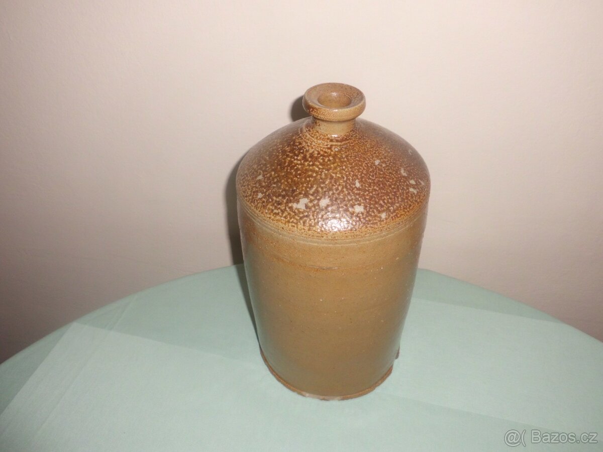 Starý kameninový demižon - 2