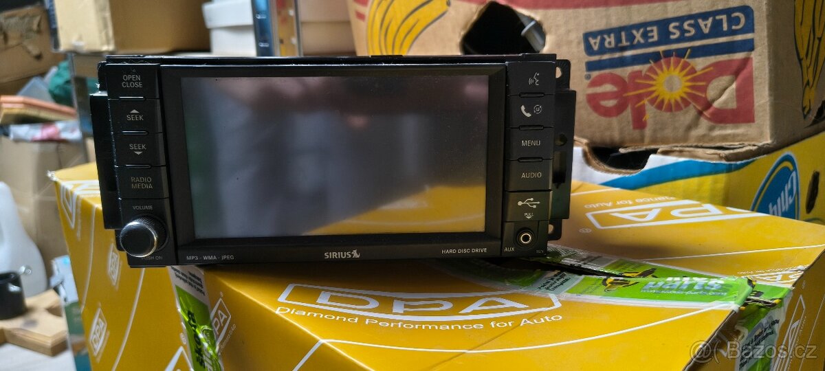 Rádio na Chrysler nefunkční - 2