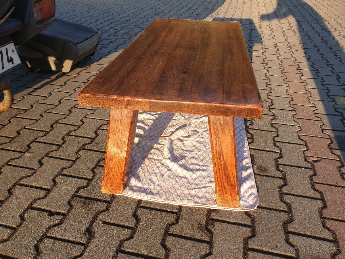 Dubový stolek Holandsko - 2