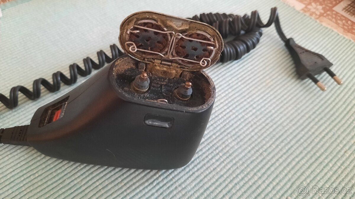 Holicí strojek Philips - retro - 2