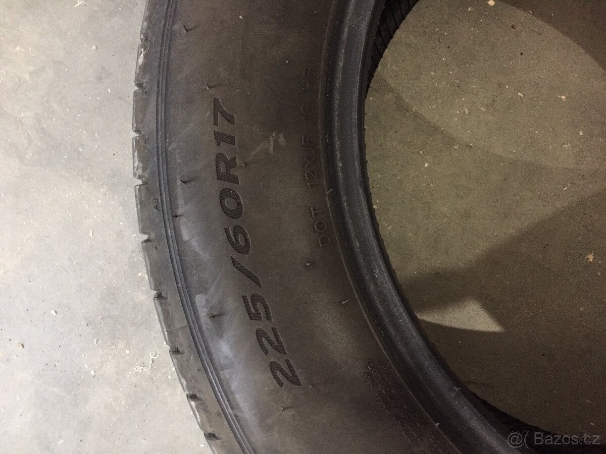 225/60/r17 - 2