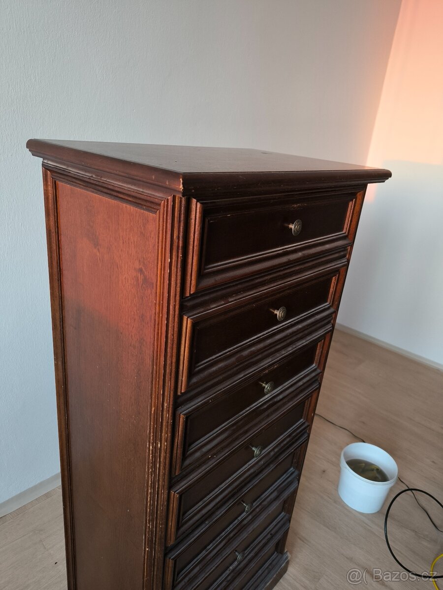 Malá retro komoda - 2