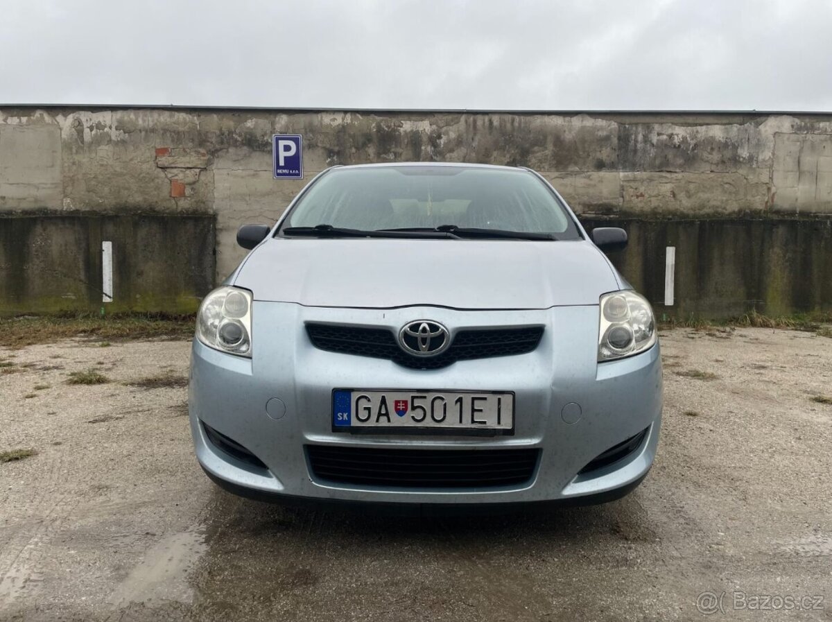 Toyota Auris 1.4 2008 - 2