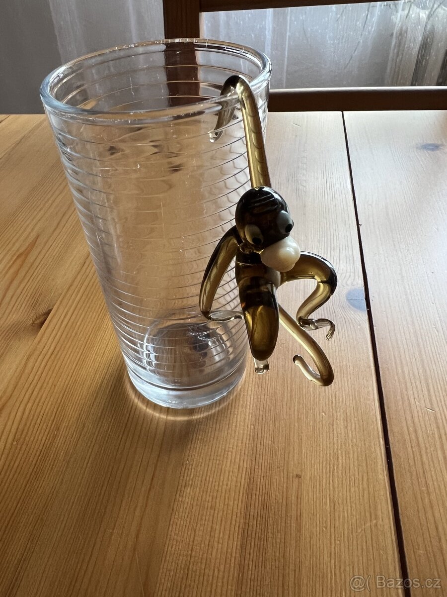 Skleněná opička - 2