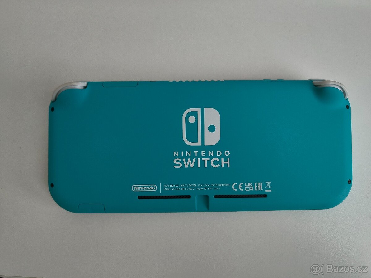 Nintendo Switch Lite + Hogwarts Legacy a Wolfenstein 2 - 2