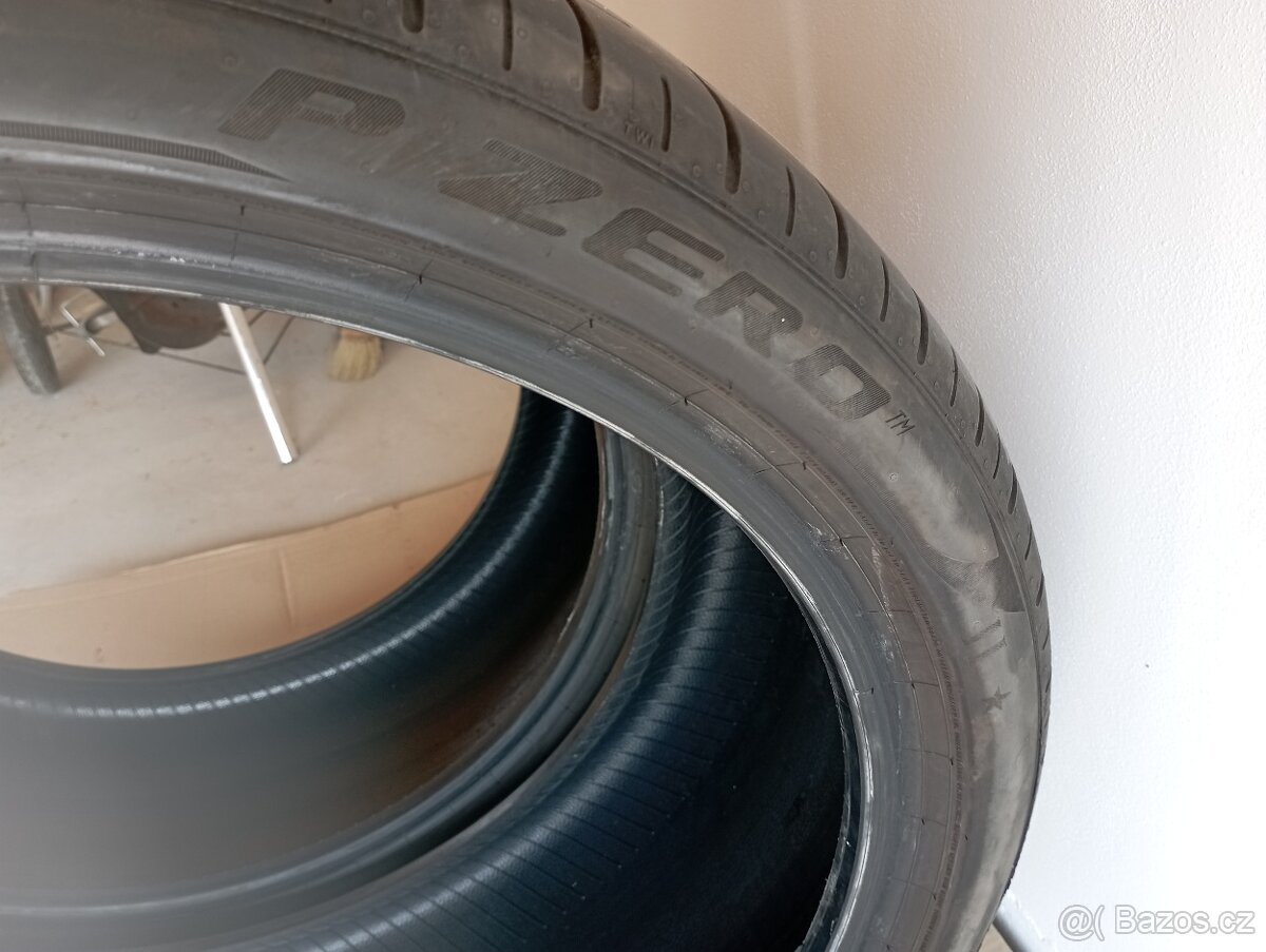 315/30 R22 107 Y Pirelli Pzero letní - 2