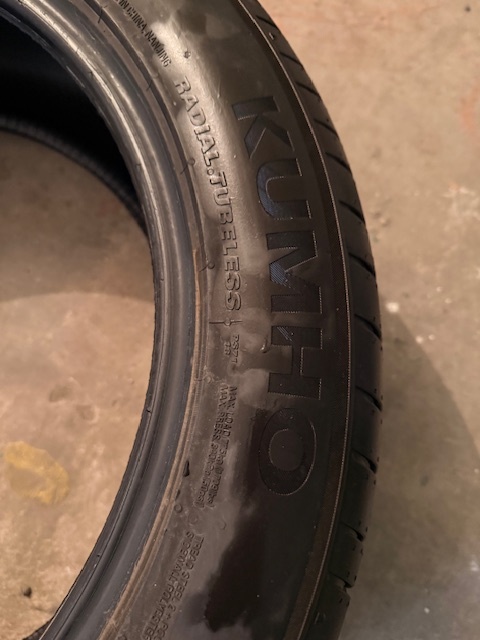 Pneu KUMHO - 2